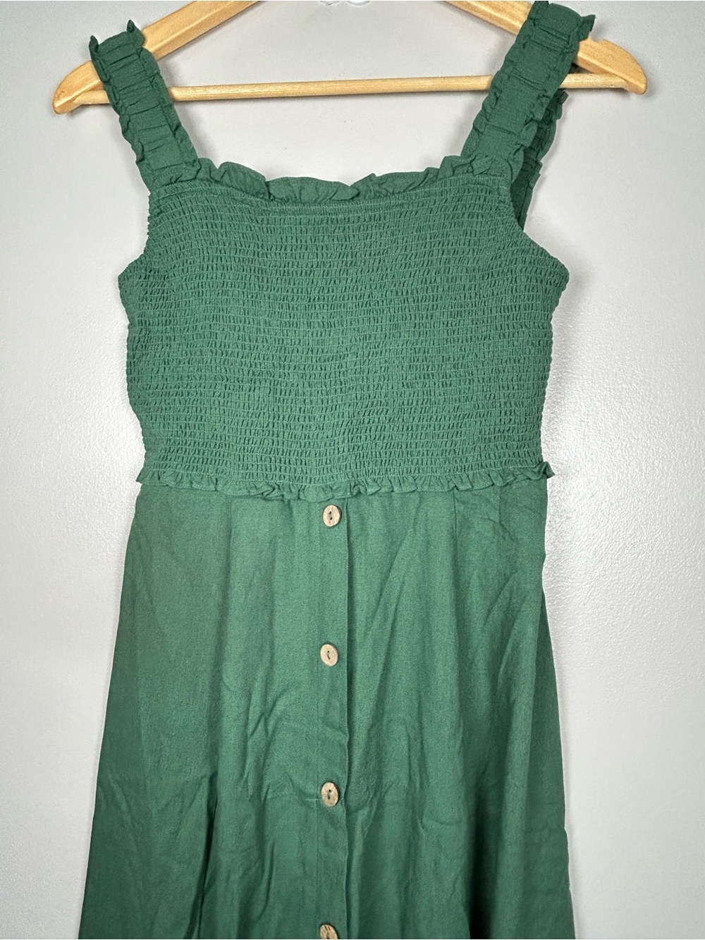 Blu Pepper Moss Green Smocked Linen Blend Midi Dress NWT - Picture 4 of 13
